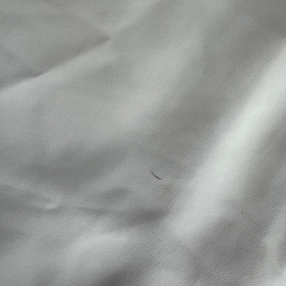 Uniqlo White Short Sleeve Blouse – Size Small - Picture 4 of 9